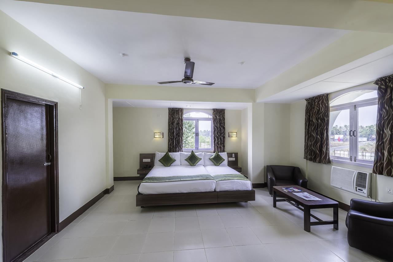 Treebo Trend Green Park Mapusa Buitenkant foto