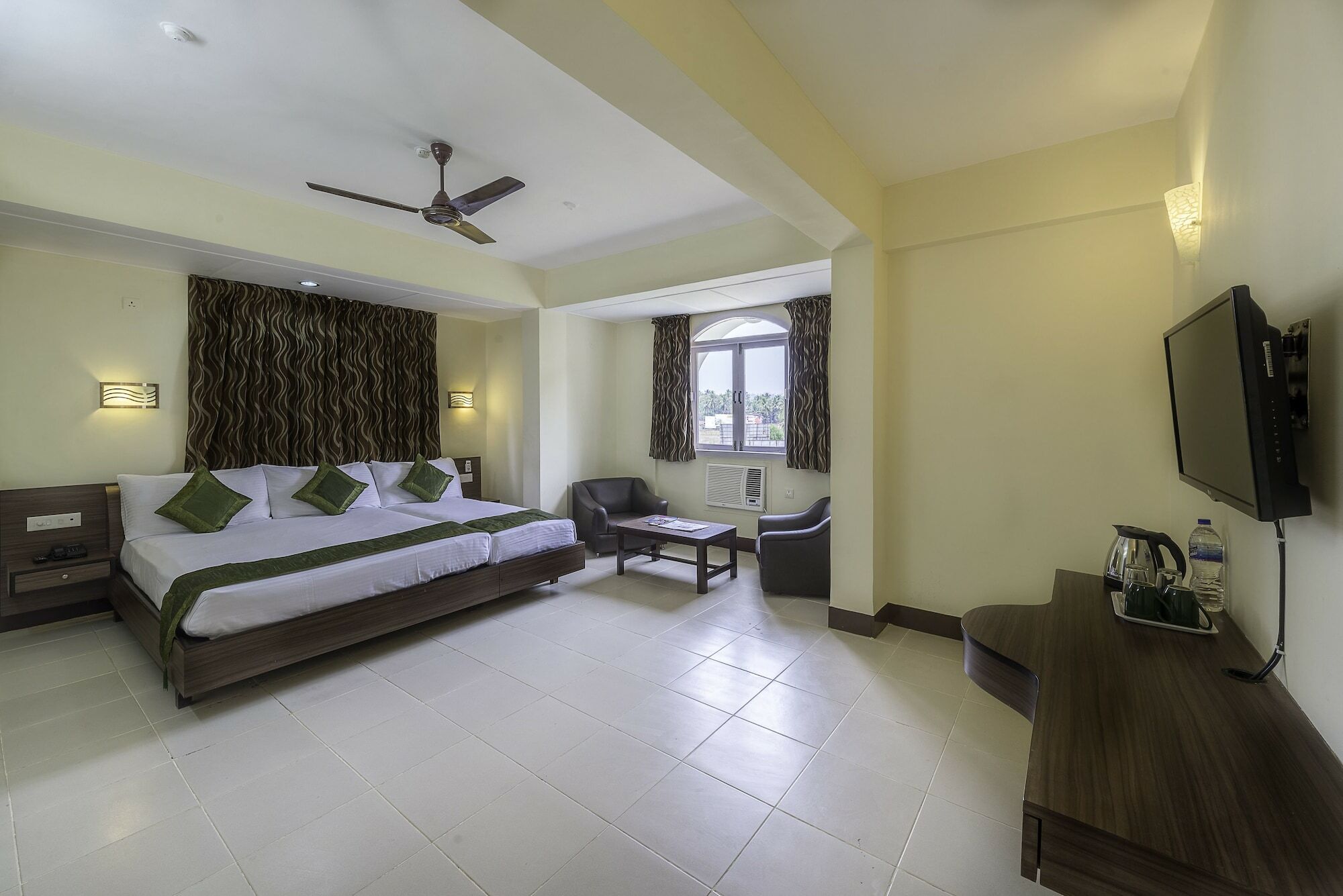 Treebo Trend Green Park Mapusa Buitenkant foto