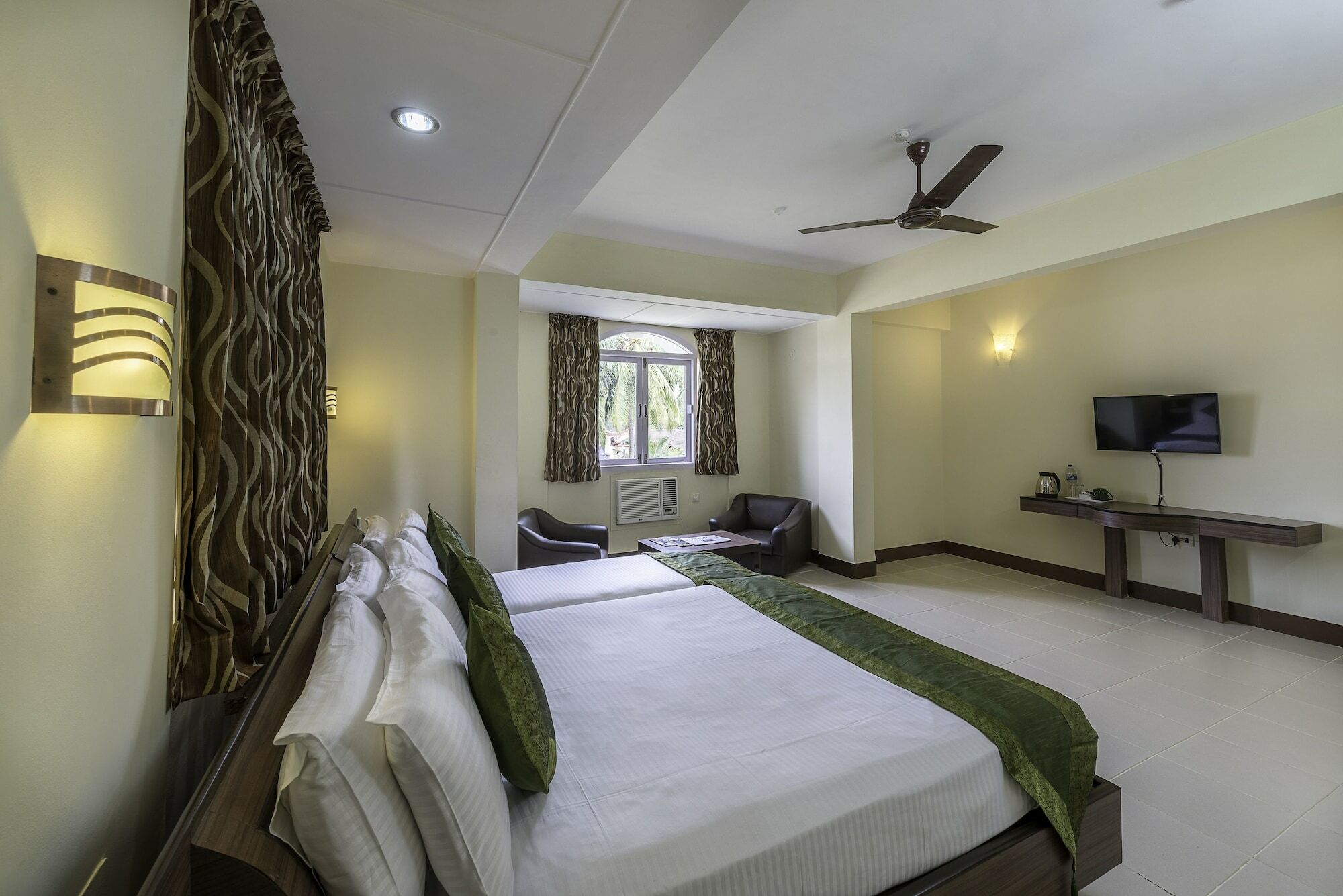 Treebo Trend Green Park Mapusa Buitenkant foto