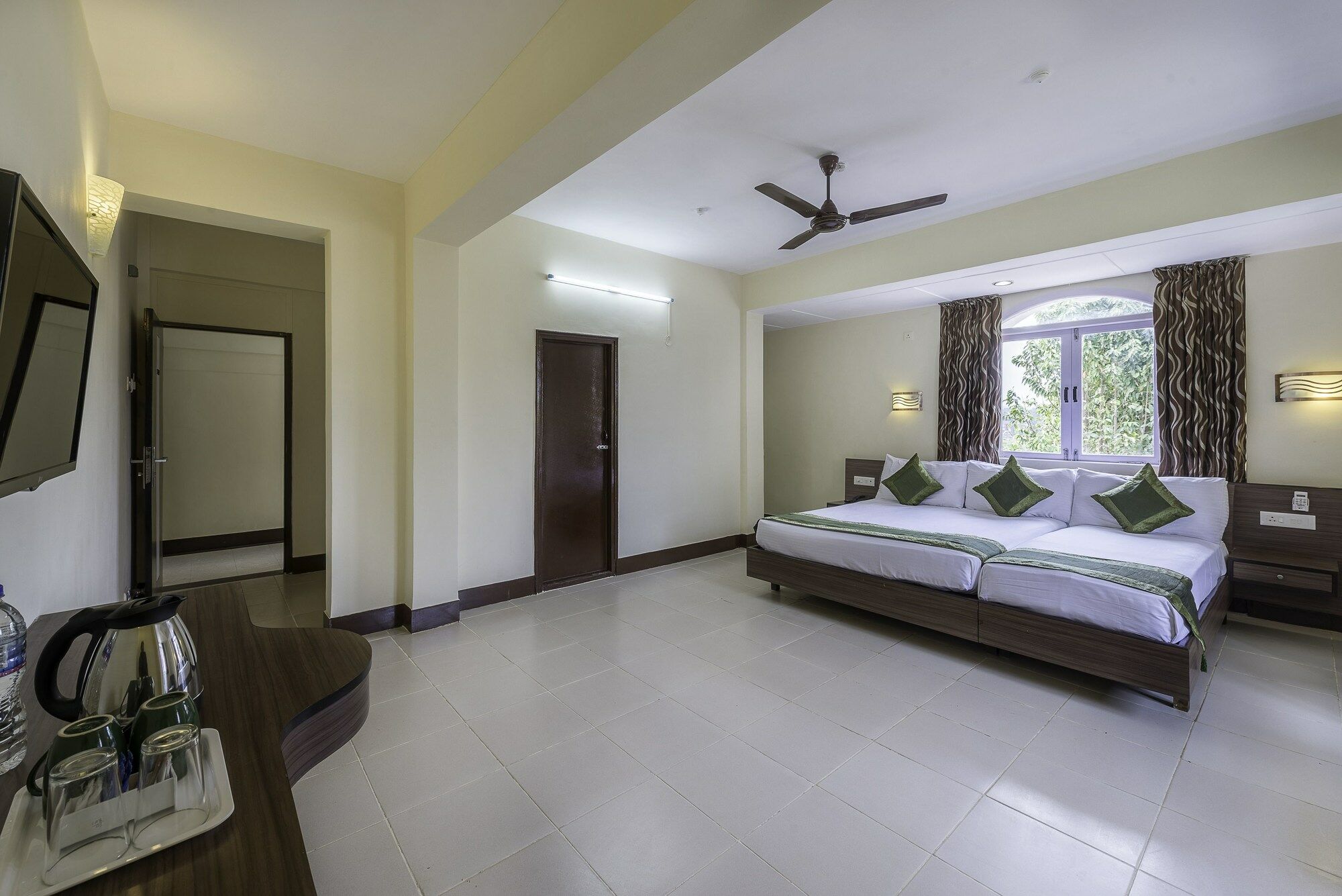 Treebo Trend Green Park Mapusa Buitenkant foto